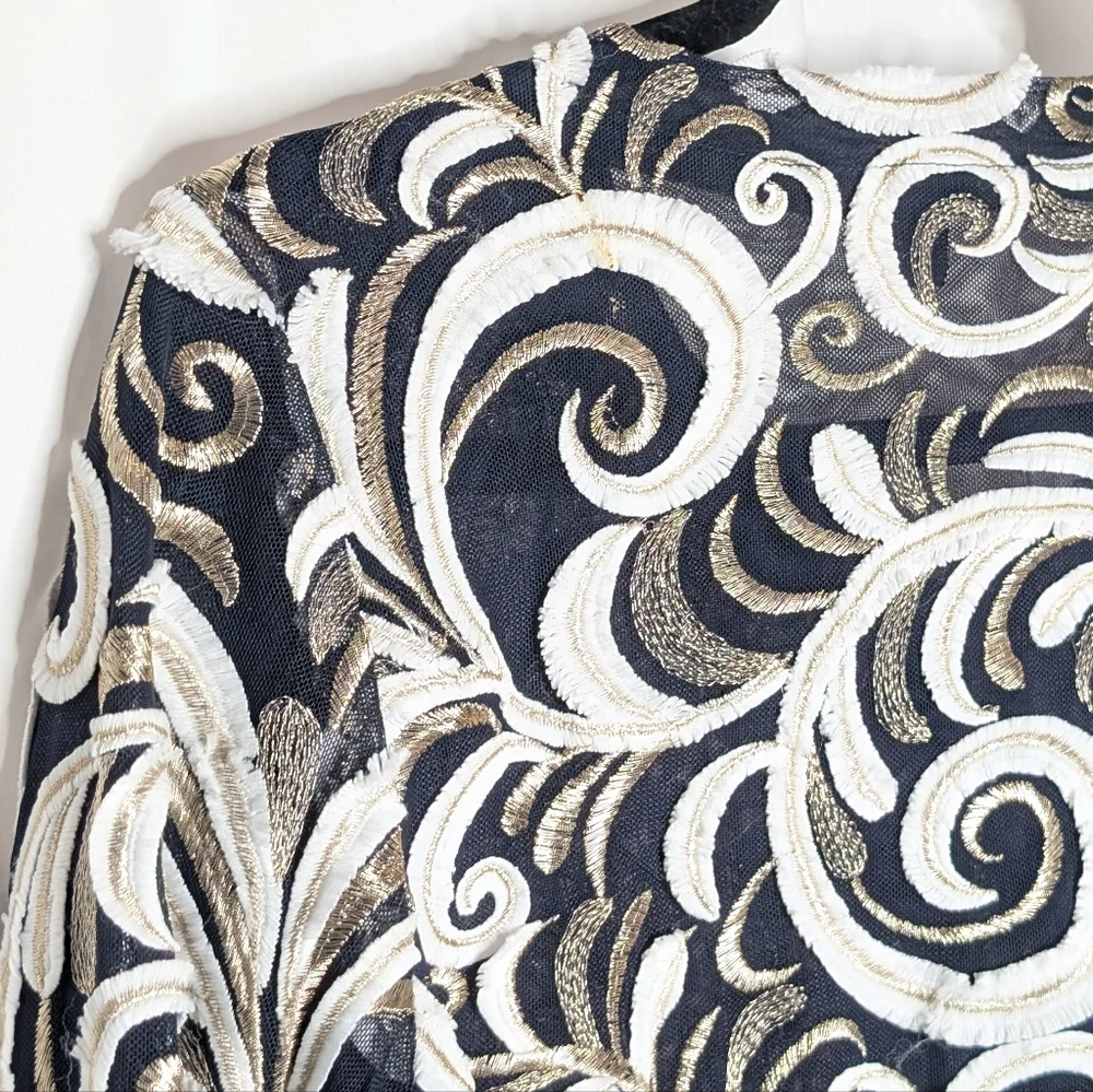 Chico's Travelers Collection Scrolled Bomber Jacket Size 1 - Picture 5 of 7